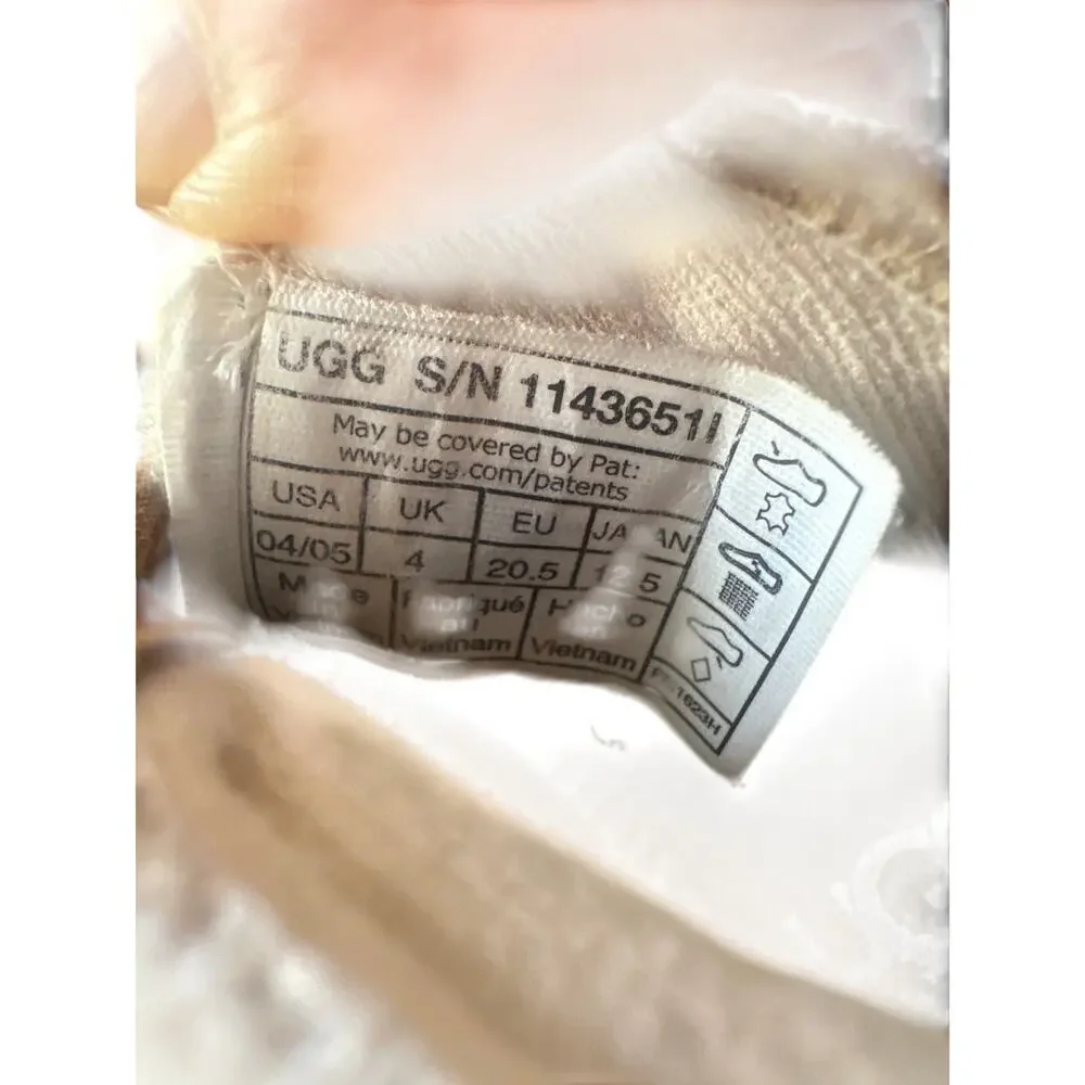 UGG Baby Rennon II sneakers in a chestnut brown color 4/5